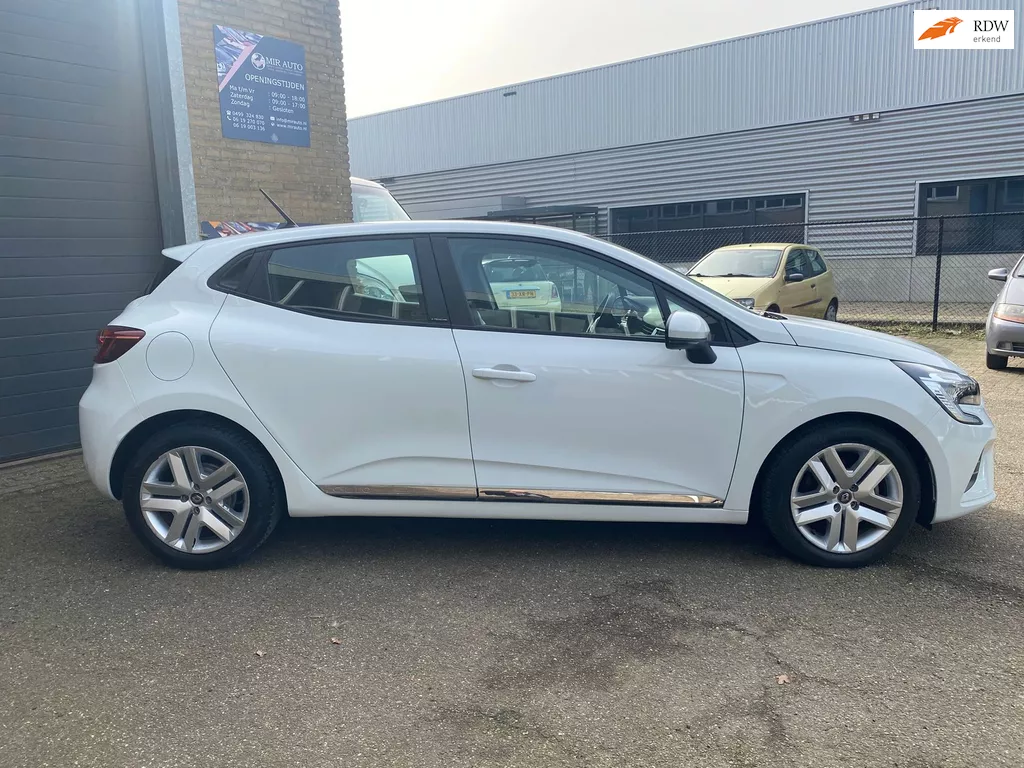 Renault Clio 1.6 E-Tech Hybrid 140 Business