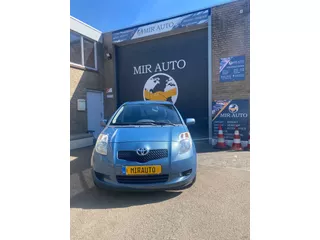 Toyota Yaris 1.0 VVTi Sol MMT